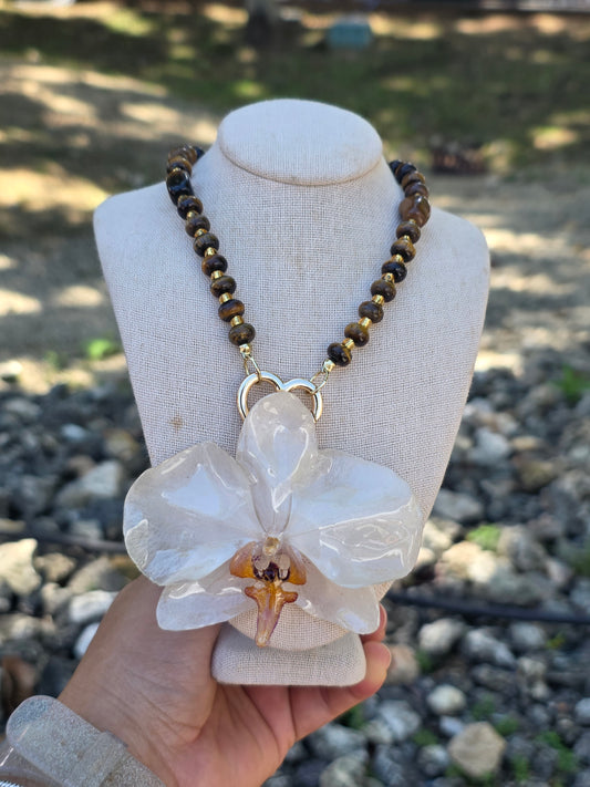Collar de Orquídea Blanca Grande