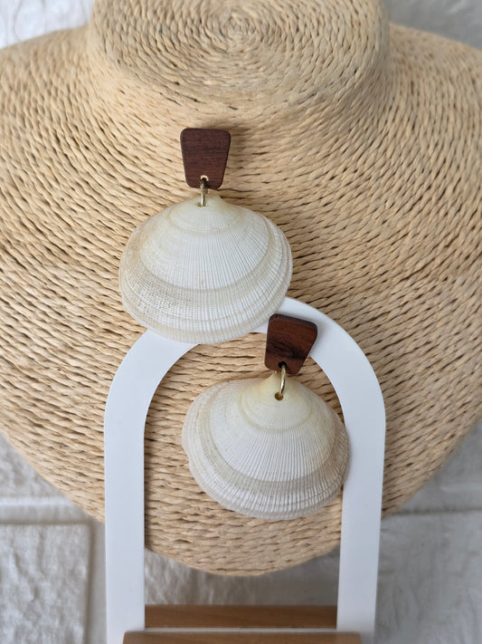 Conchas de mi Isla Earrings
