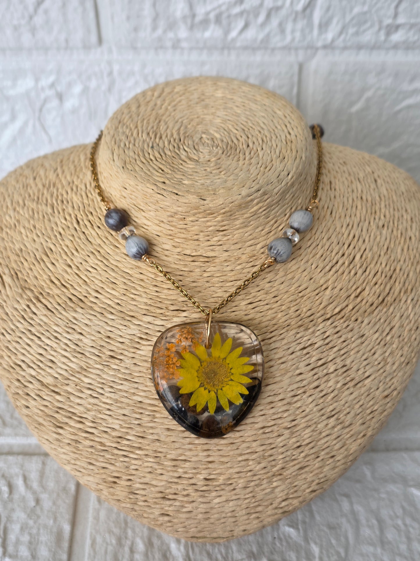 Tropi Necklace
